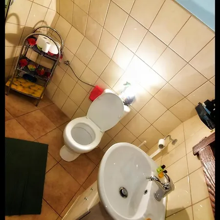 ホームステイ U Marka *