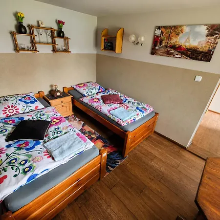 U Marka Quarto em Acomodações Particulares Czernichow (Zywiec)